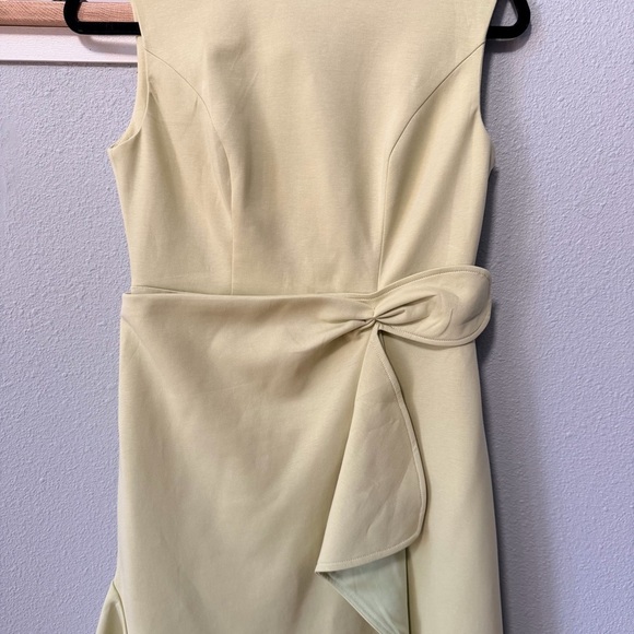 NWT Fehaute Sleeveless Light Green Mindi Length Twist Bow Detail Ruffle Hem - Picture 5 of 11